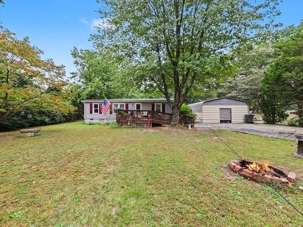 14044 Kennedy St, Woodford, VA 22580