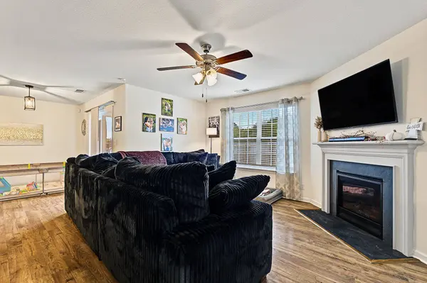 2569 Cottonwood Dr, Sevierville, TN 37876