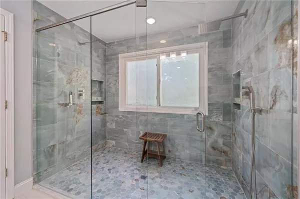 3978 Pointe North, Gainesville, GA 30506