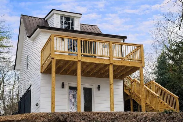 6476 Chestnut Hill RD, Flowery Branch, GA 30542