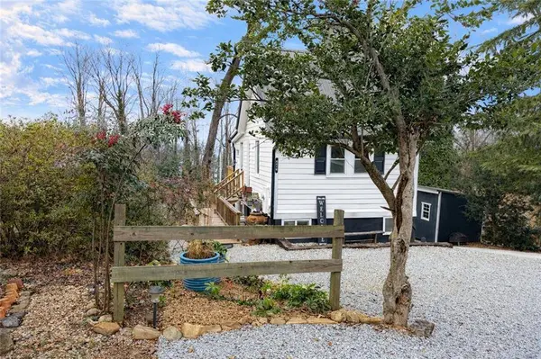 6476 Chestnut Hill RD, Flowery Branch, GA 30542