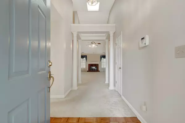 Union City, GA 30291-2303,4401 Deborahs Ct