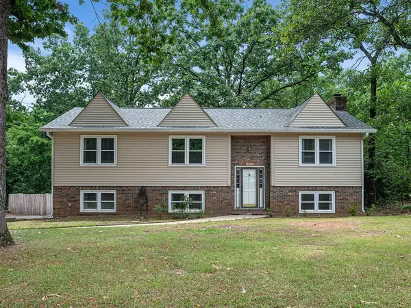 4616 Wooddale Ln, Pelham, AL 35124-1020