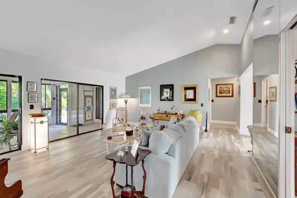 Boca Raton, FL 33433-5025,6839 Villas Dr S