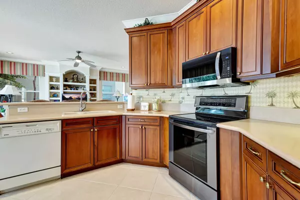 Wellington, FL 33449-8332,11156 Stone Creek St