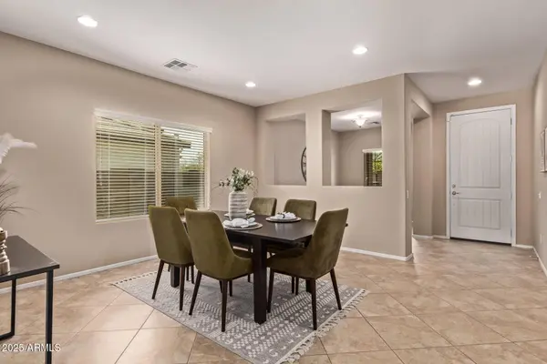 3044 E TRIGGER Way, Gilbert, AZ 85297