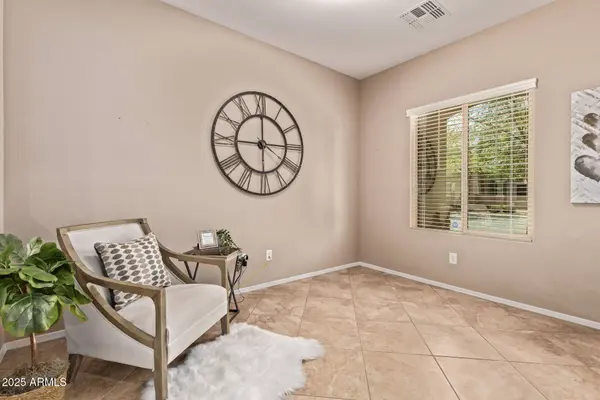 3044 E TRIGGER Way, Gilbert, AZ 85297