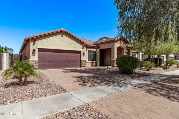 3044 E TRIGGER Way, Gilbert, AZ 85297