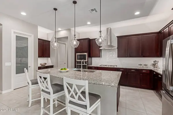 1036 W SIEBOLD TREE Avenue, Queen Creek, AZ 85140