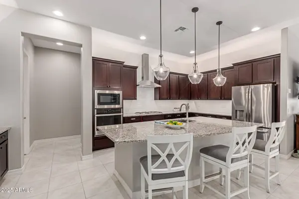 1036 W SIEBOLD TREE Avenue, Queen Creek, AZ 85140