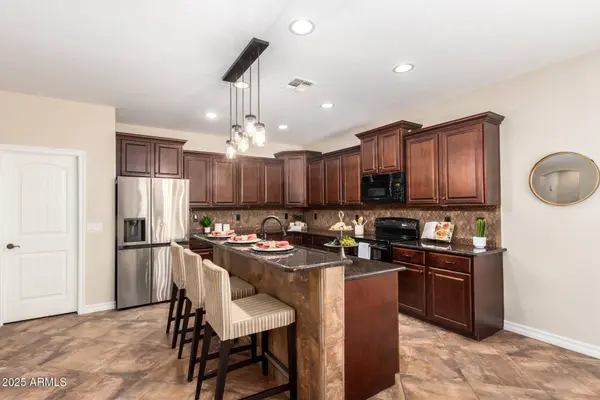 595 W DRAGON TREE Avenue, Queen Creek, AZ 85140