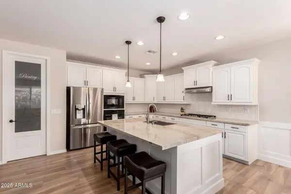 1229 W SYCAMORE Road, Queen Creek, AZ 85140