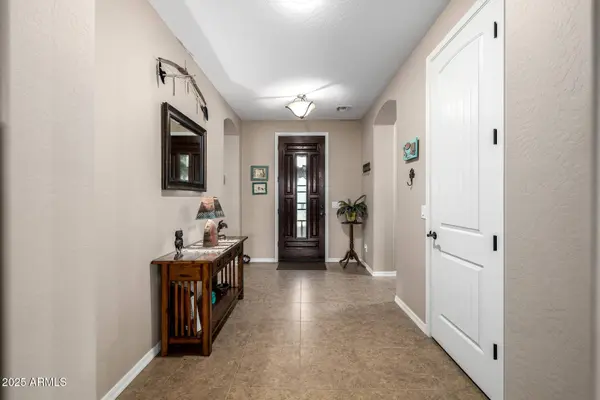 104 W LEATHERWOOD Avenue, Queen Creek, AZ 85140