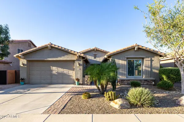 104 W LEATHERWOOD Avenue, Queen Creek, AZ 85140