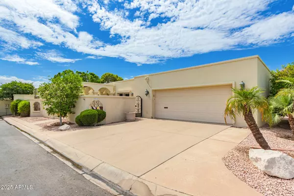 6945 E GLENROSA Avenue, Scottsdale, AZ 85251