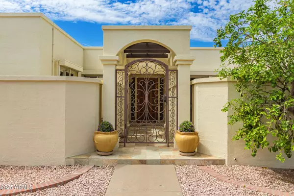 6945 E GLENROSA Avenue, Scottsdale, AZ 85251