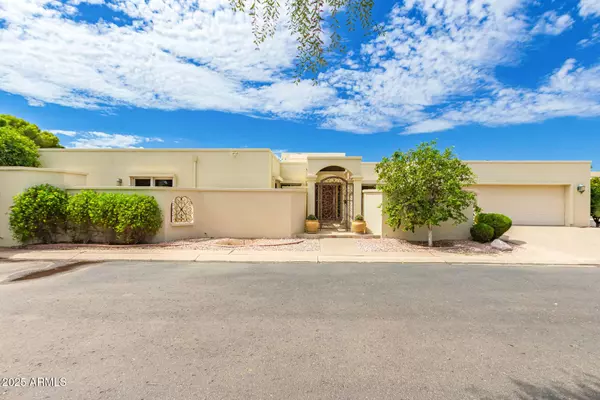 6945 E GLENROSA Avenue, Scottsdale, AZ 85251