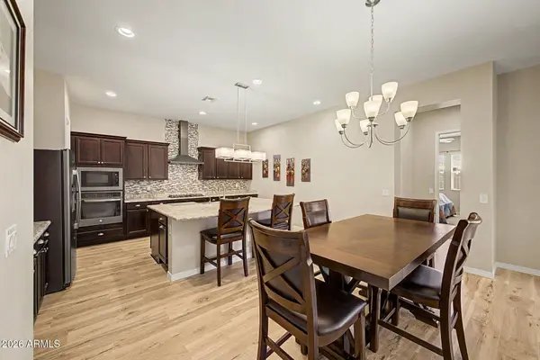 1049 W SNOWBELL Avenue, Queen Creek, AZ 85140