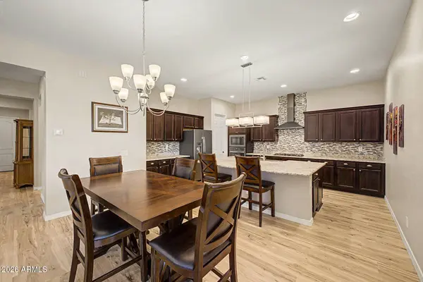 1049 W SNOWBELL Avenue, Queen Creek, AZ 85140