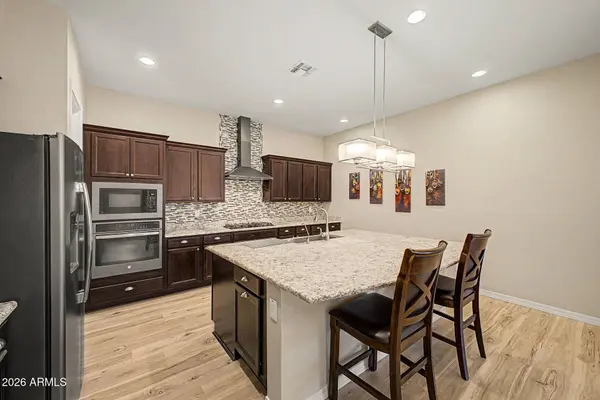 1049 W SNOWBELL Avenue, Queen Creek, AZ 85140