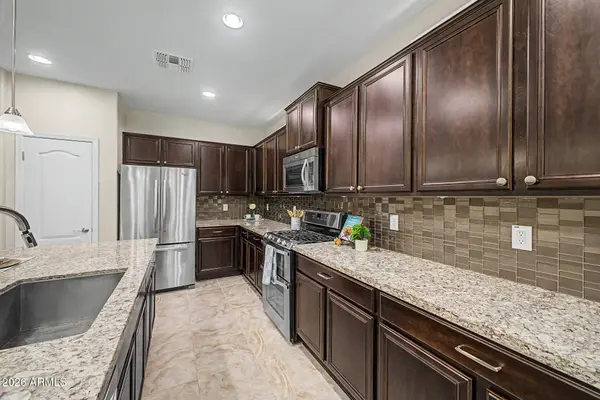 28446 N BROKEN SHALE Drive, San Tan Valley, AZ 85143