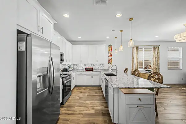 3221 E RANCHHAND Drive, San Tan Valley, AZ 85140
