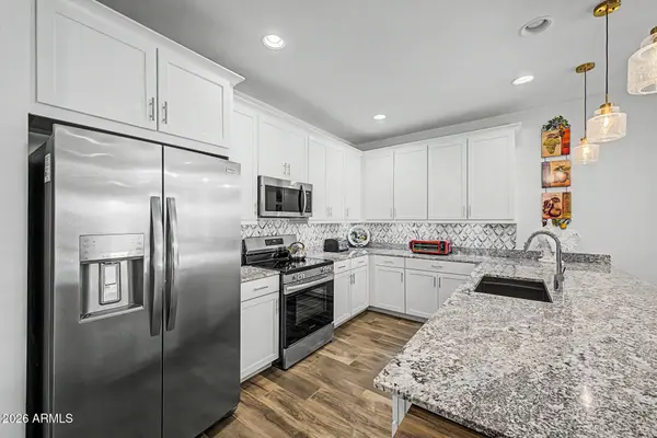 3221 E RANCHHAND Drive, San Tan Valley, AZ 85140
