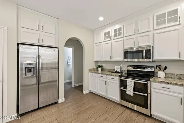 3801 E HANS Drive, Gilbert, AZ 85296