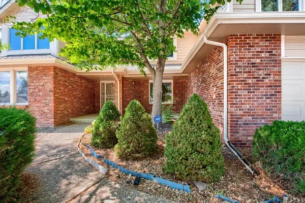 15956 East Crestridge Circle, Centennial, CO 80015