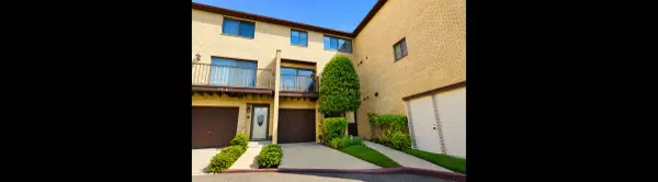 Your Private Oasis Awaits: Move-In Ready Staten Island Townhouse with Resort-Style Amenities