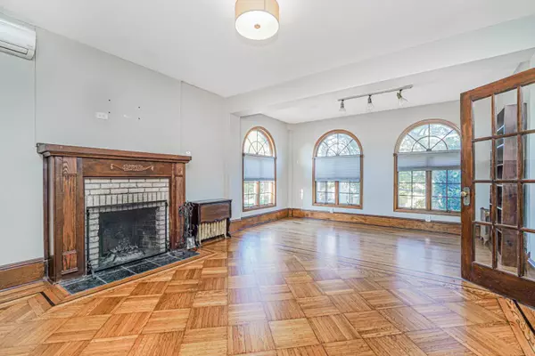 114 Holly ave, Staten Island, NY 10308