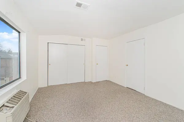 61 Francine court #B, Staten Island, NY 10306