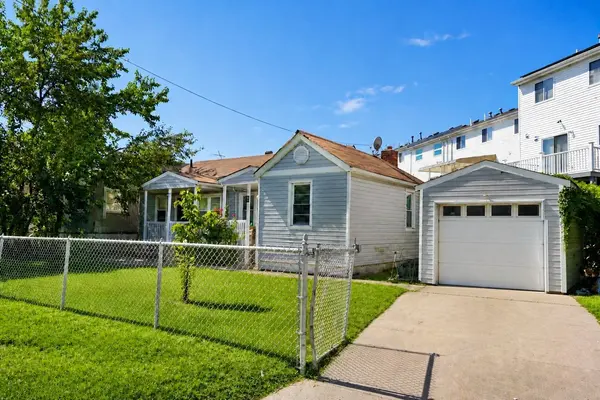 12 Doty ave, Staten Island, NY 10305