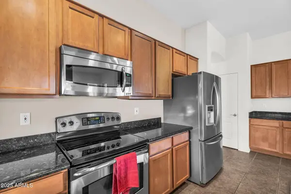 2000 W PERIWINKLE Way, Chandler, AZ 85248