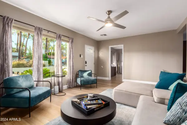 4311 E ROMA Avenue, Phoenix, AZ 85018