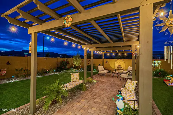 18722 W DENTON Avenue, Litchfield Park, AZ 85340