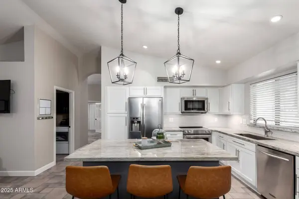 8875 S ASH Avenue, Tempe, AZ 85284