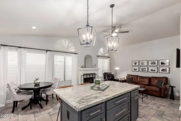 8875 S ASH Avenue, Tempe, AZ 85284