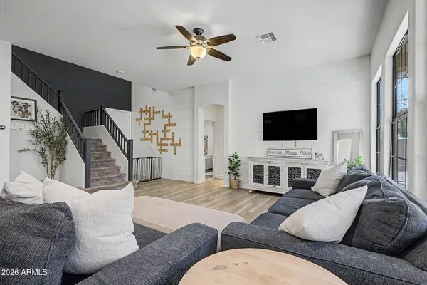 9904 E Keats Avenue, Mesa, AZ 85209
