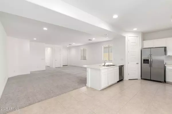 3815 S 64TH Lane, Phoenix, AZ 85043