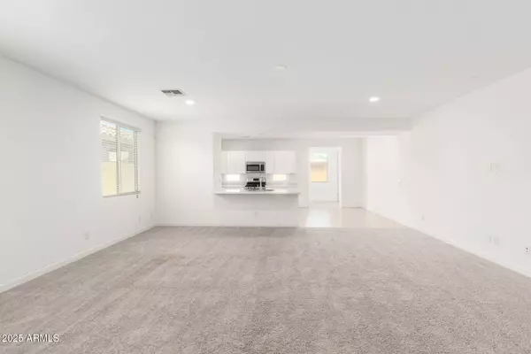 3815 S 64TH Lane, Phoenix, AZ 85043