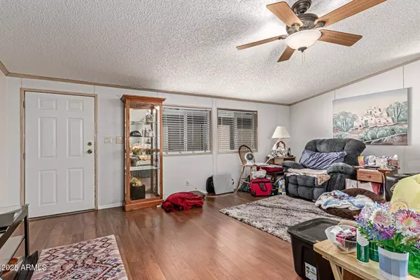 2400 E BASELINE Avenue #22, Apache Junction, AZ 85119