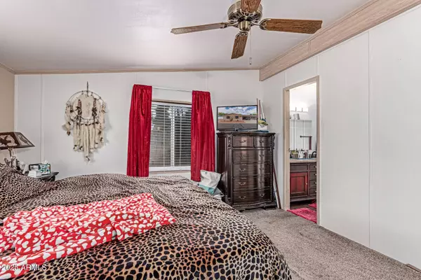 2400 E BASELINE Avenue #22, Apache Junction, AZ 85119