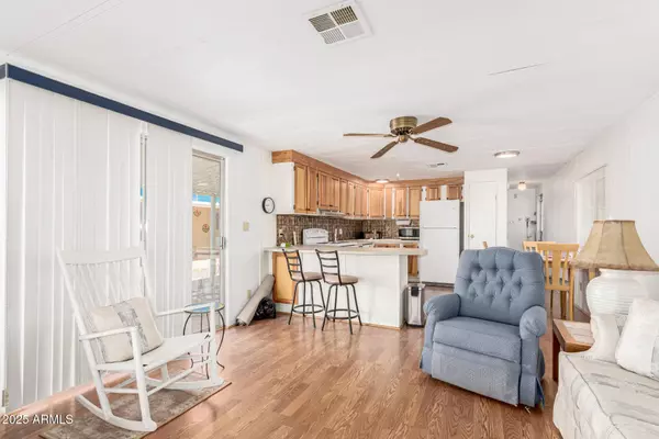 53 N MOUNTAIN Road #19, Apache Junction, AZ 85120