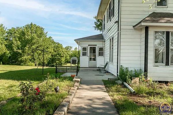 24872 NE K-4 HWY, Eskridge, KS 66423