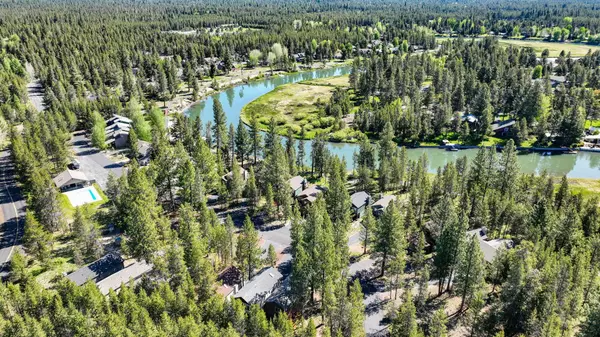 55630 Wagon Master WAY, Bend, OR 97707