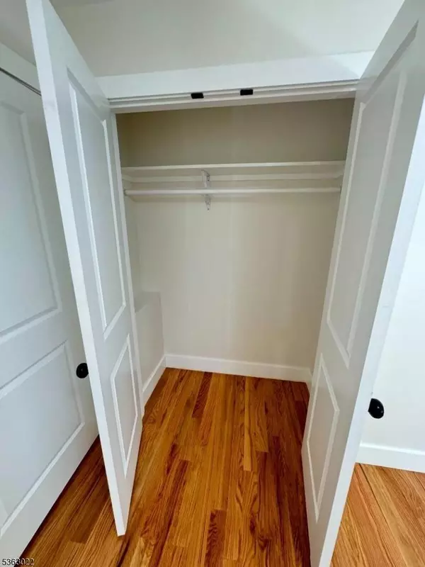 11 Edwin Pl, Newark City, NJ 07112