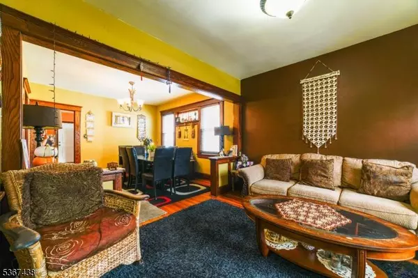 331 Dakota St, Paterson City, NJ 07503