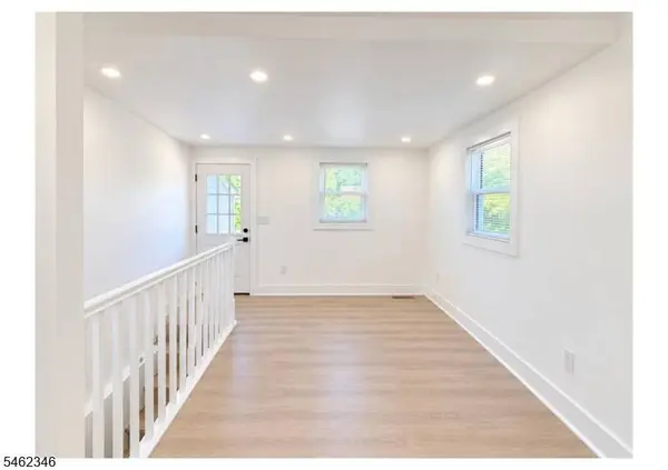 49 E Buckingham Ave, Mount Ephraim Boro, NJ 08059