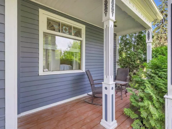 323 Eveline ST, Selkirk, MB R1A 1M9